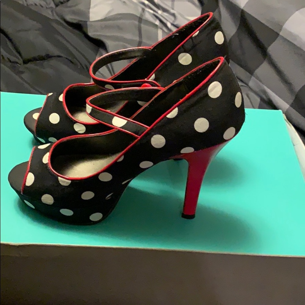 Size 6.5 madden girl shoes